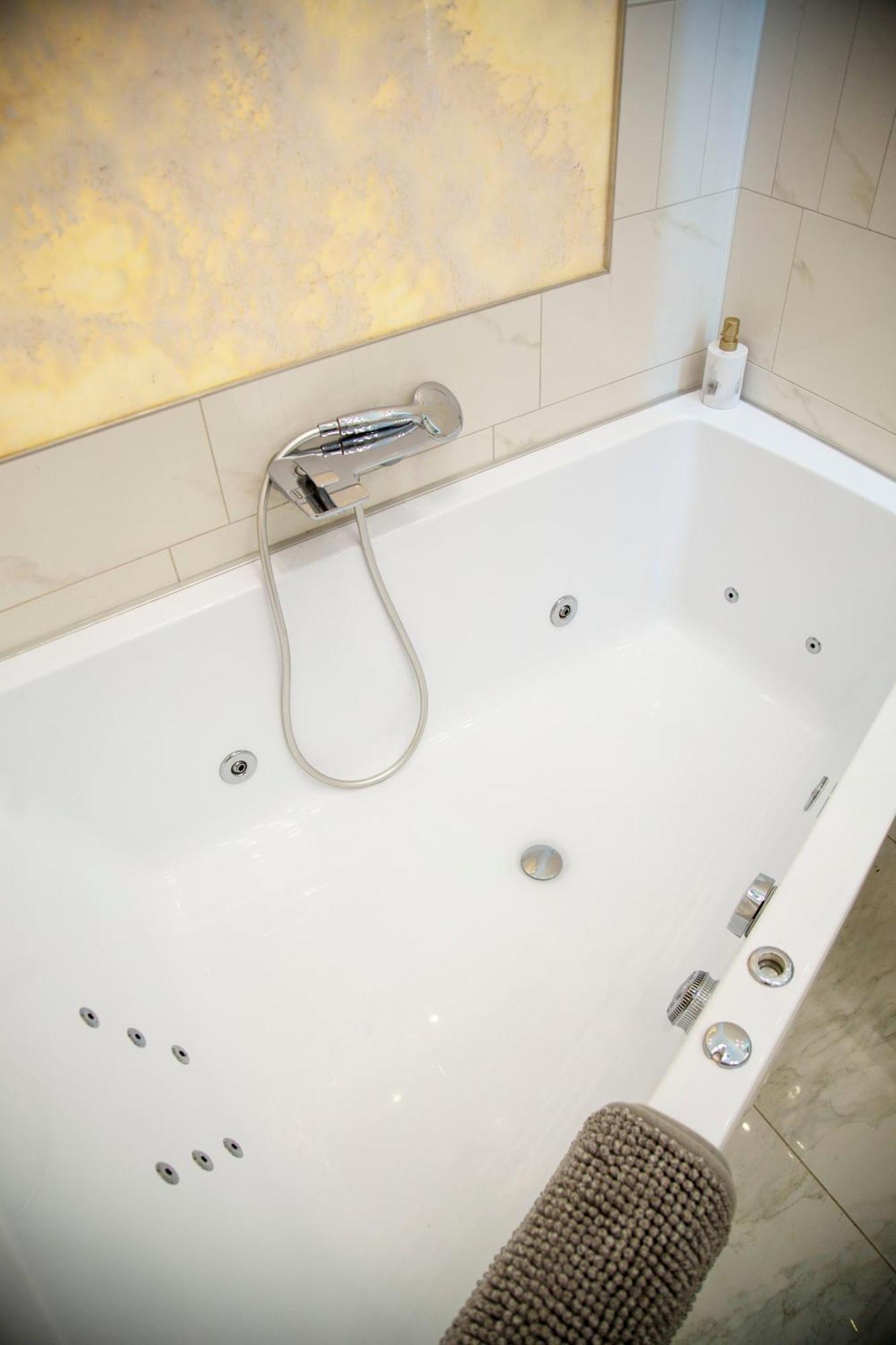 Apartman Luxurious Next To The Danube River *